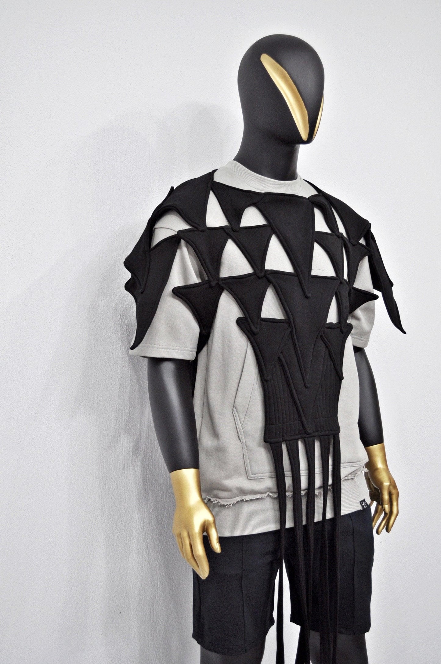 NEW Triangle Hole Poncho,Caged Design,Spiked Cutout Motif,Asymmetric Black Cape,Luxury Shoulder Accessories,Gothic Scarf, Cosplay,Futuristic
