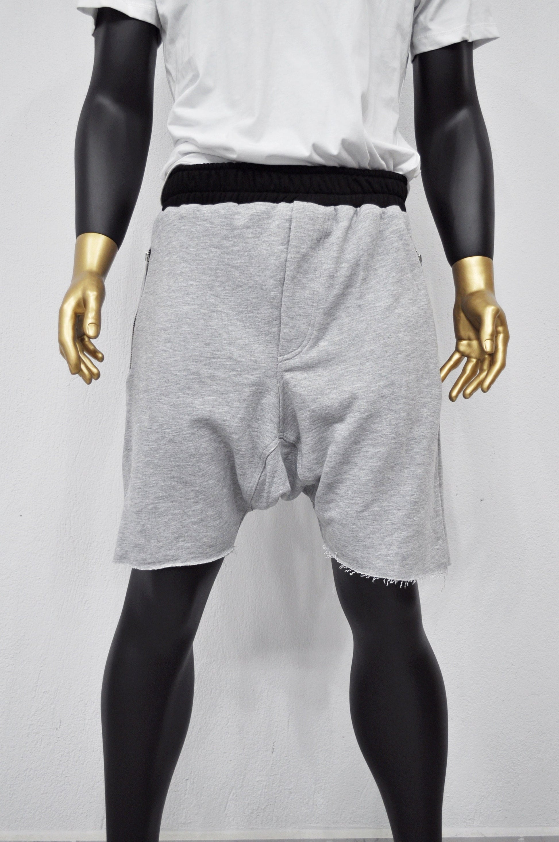 Men's Low Crotch Cargo Shorts