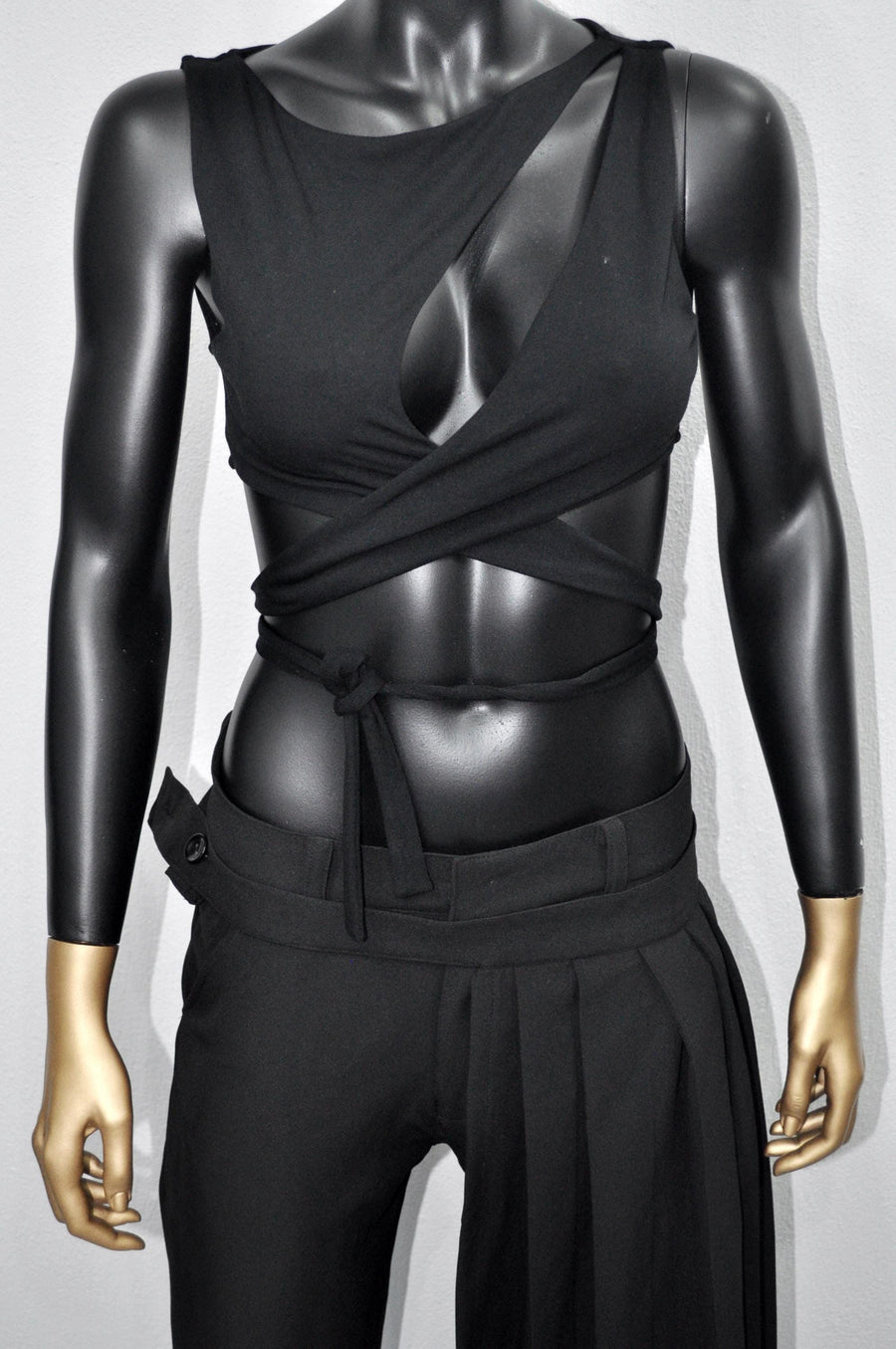 XS - 8XL Black Cut Out with Deep Cleavage Crop Tie Top , Blouse ,Multi Position Women Open Back Top, Yoga Backless Sexy Tee -BB550