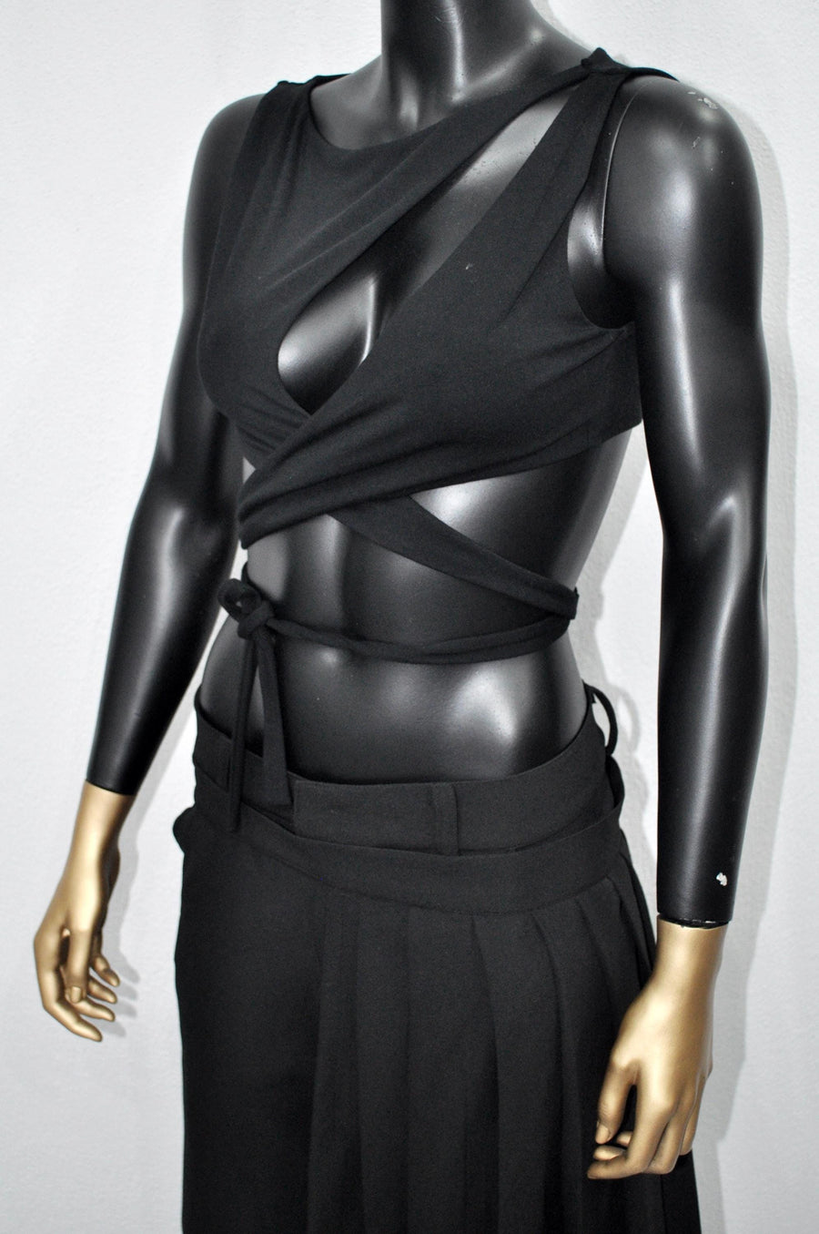 XS - 8XL Black Cut Out with Deep Cleavage Crop Tie Top , Blouse ,Multi Position Women Open Back Top, Yoga Backless Sexy Tee -BB550
